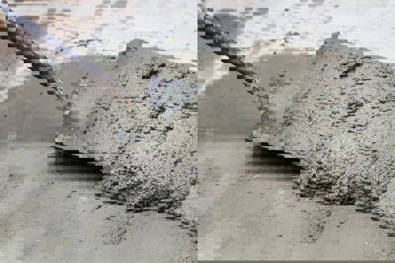 Pozzolanic cement with good final strength 