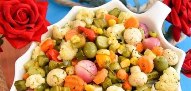 Homemade Mixed Pickle