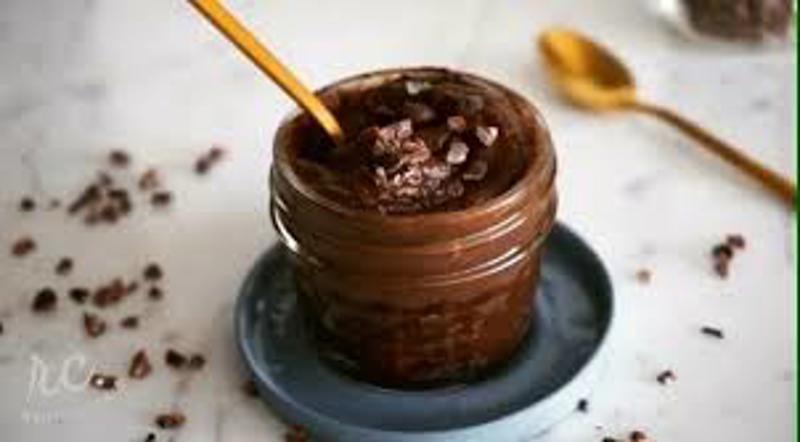 Chocolate date cream